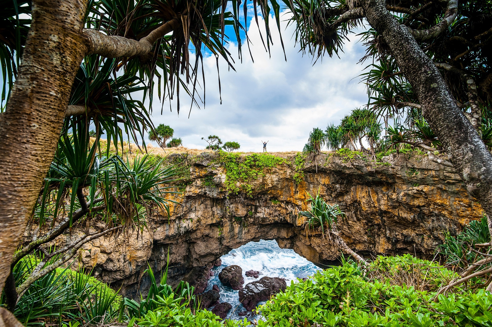 The Hufangalupe rock arch is a beautiful place to visit during your Tonga business trip | Seaview Lodge, Nuku’alofa Tonga, 